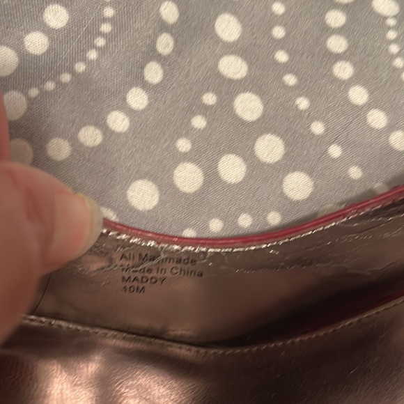 Red Alfani patent leather pumps, 4” heel size size 10M - Picture 5 of 5